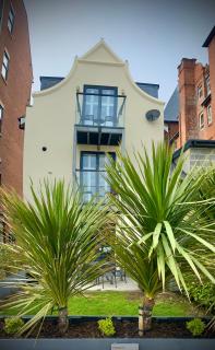 Retro Retreat, Sea View, Free Parking & EV Plug-in - Whitby - 3