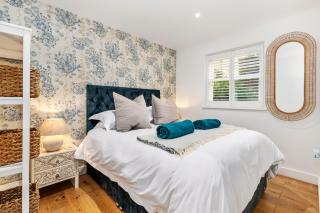 Midnight - Spectacular Sea and Harbour Views - Tenby - 8