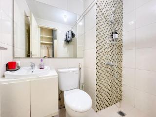 La Brisa 2 BR at Tanglin Tower - 6