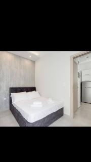 Center at Al Svolou str -50 sqm - 3 p - 2 balconies -2 Tvs - Optical fiber - Washine machine - Fully equipped kitchen - 8th floor - Thessalonique - 1
