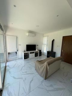 Moderna casa con pileta en barrio privado - San Nicolás de los Arroyos - 8