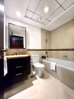 Near Burj Khalifa, Dubai Fountain view, Dubai Mall in 10 mins walk - 1