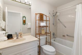 Simone Tranquilla - 2010 Bruce Drive - Saint Simons Island - 3