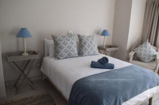 PROVIDENCE VILLA -Tranquil, Neat & Private Cottage - Hermanus - 1