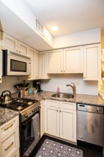 Renovated Studio, Steps To Mgh, Suffolk, Sleeps 4 - Boston - 5