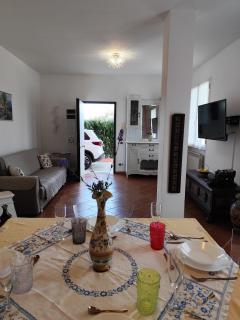 La casa di Giada, appartamento in villetta con aria condizionata, wi-fi e parcheggio gratuito - Poggi - 1