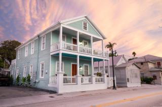 The Lighthouse Penthouse Suite - Key West - 9