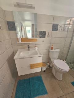 Appartement Bleu Corail avec Jacuzzi - 4