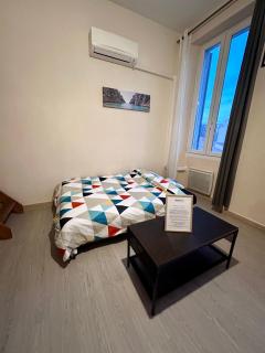 Joli Appartement aux Chartreux - Calme & lumineux - Marsella - 3