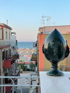 Torre Girasale - Margherita di Savoia - 2