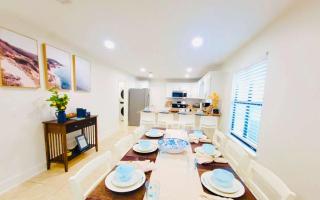 Stunning 4BD Jacuzzi - 4 Min To Beach Panama City - Panama City Beach - 1