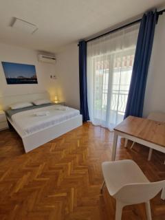 Cornelia Apartments by the sea Okrug Gornji, Čiovo - 2