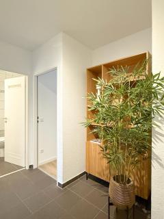 Zentrales 65qm City-Apartment mit Free WiFi & Self Check-In - - 4