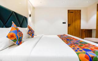 Hotel Prime International - 8