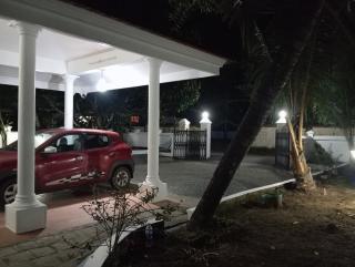 Beautiful Spacious Villa at Kottayam - Puthupalli - 8