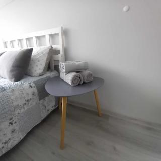 Cozy small apartment #5A - 8