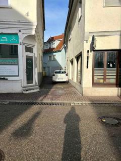 3D Smart TV, Zimmer mit Babybett und Arbeitsplatz im Stadtzentrum - Waiblingen - 6