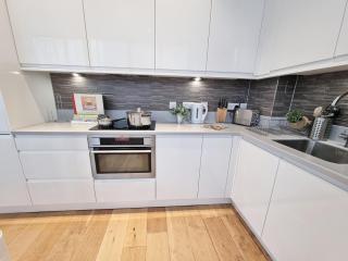 2Bed Flat at London Bridge with Shard Views & Lift - Londra - 6