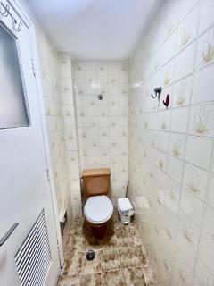Apt com piscina na praia da enseada Guaruja - 3