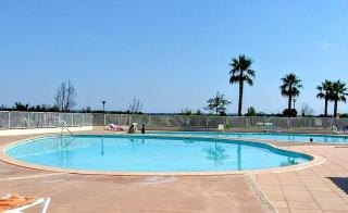 Maison cosy au bord du canal, piscine et parking - 8