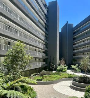 Luxe Newlands Peak apartment 504 - 3