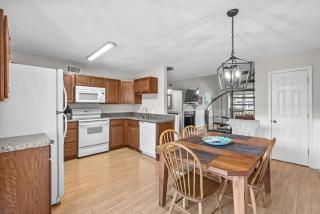 203D GBR Beautifully Remodeled 4 Bed 3 Bath in Surfside - Myrtle Beach - 1