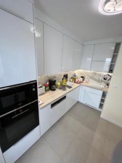 Elegant 2 Bed Apartment-80m2 Centro with Loggia - Zielona Góra - 6