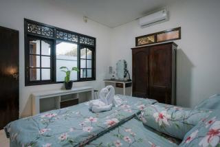 Kuta Beach House - Legian - 6