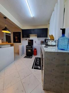 Stylish Modern 1 BR Cozy & Chic - Nairobi - 6