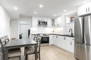 Oxford Suites - 8