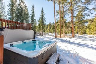 Modern A Frame in Breck with Spa, Sauna, Views - 8