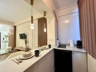 Nomad InstaStudio Near Bucharest Old Town - 8