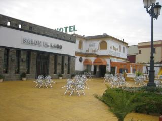 Hotel Restaurante El Lago - 8