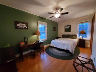 Pleasant Brook Cottage - Roxbury - 7