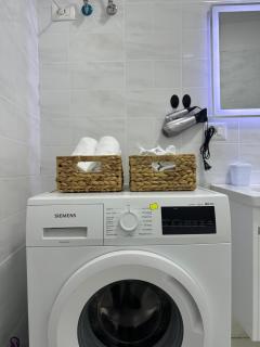 R&E Apartment - 6