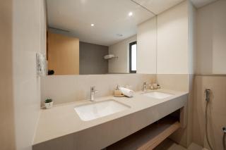 White Villa By the Sea - Fudschaira - 6