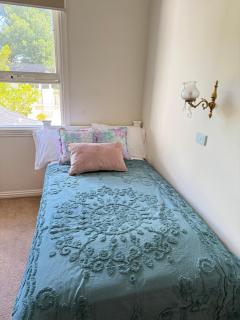 Stunning White House Luxury Retreat In Templestowe - 6