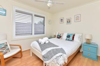 Harry and Rosie's Beach House - Corlette - 5