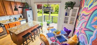 Art Downtown Fulton Market Entire 3 bedroom Home Sleep10 Private Garage Roof EV Tesla - Chicago - 6