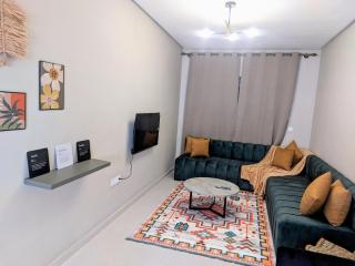 Green Haven Near Airport Stay - 9