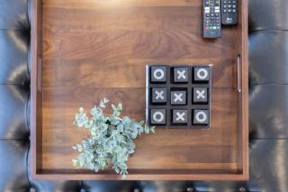 Large Luxury Home with Media Room and Game Room - 10 mins to Campus & Stadium - 2