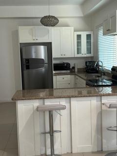 Harloes Suites - Kingston - Free Parking and Pool - 6
