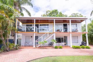Copacabana 4 61 Sandy Point Rd - water views, air con and WiFi - Corlette - 9