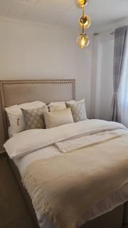 Zoe Homes Oak Villa Apartment 1 and 2 Bedroom 201 - Kericho - 2