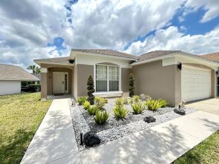 Disney & Legoland Retreat Family-Friendly Getaway NEWLY RENOVATED - 1