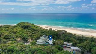 Driftwood on Home Beach - Absolute Beachfront - Point Lookout - 9