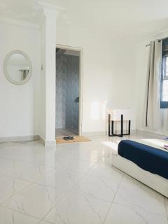 Dutus Hotel Entebbe - 4