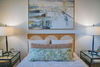 Phoenix Stay , Near Mayo Clinic & Shopping, Pool & Parking- S134 - 7