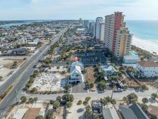 Dream Beach Escape - 200ft to Waves - Breakfast - Private Hot Tub Awaits - Panama City Beach - 5