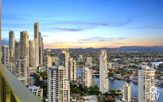 Ruby - 2 Bedroom Penthouse in Surfers Paradise! - Gold Coast - 8